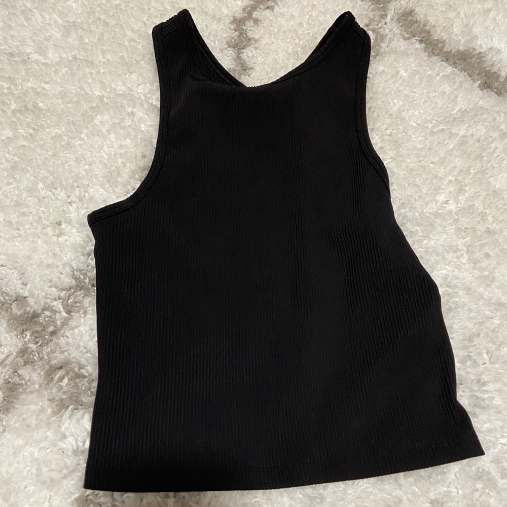Black ribbed athleta crop top